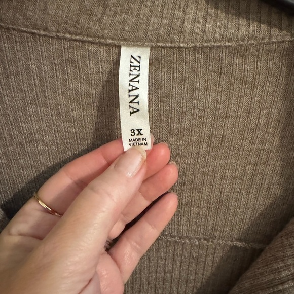 Zenana Pumpkin Spice and Everything Nice Shacket Mocha Brown Pockets Plus 3X - Picture 8 of 10